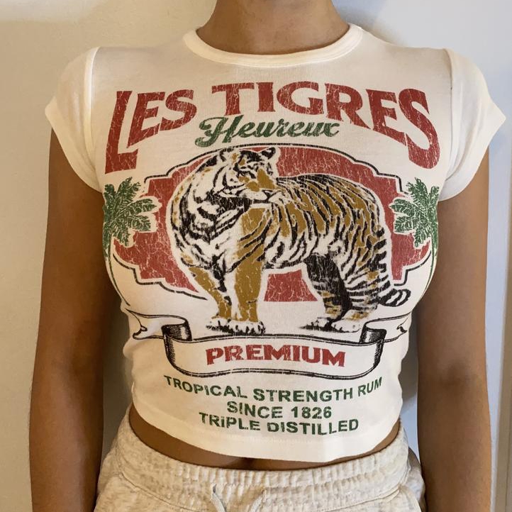 T-shirt Crop Top Y2K con Stamp - Y2K Graphic Baby Tee Crop recensione e prezzo